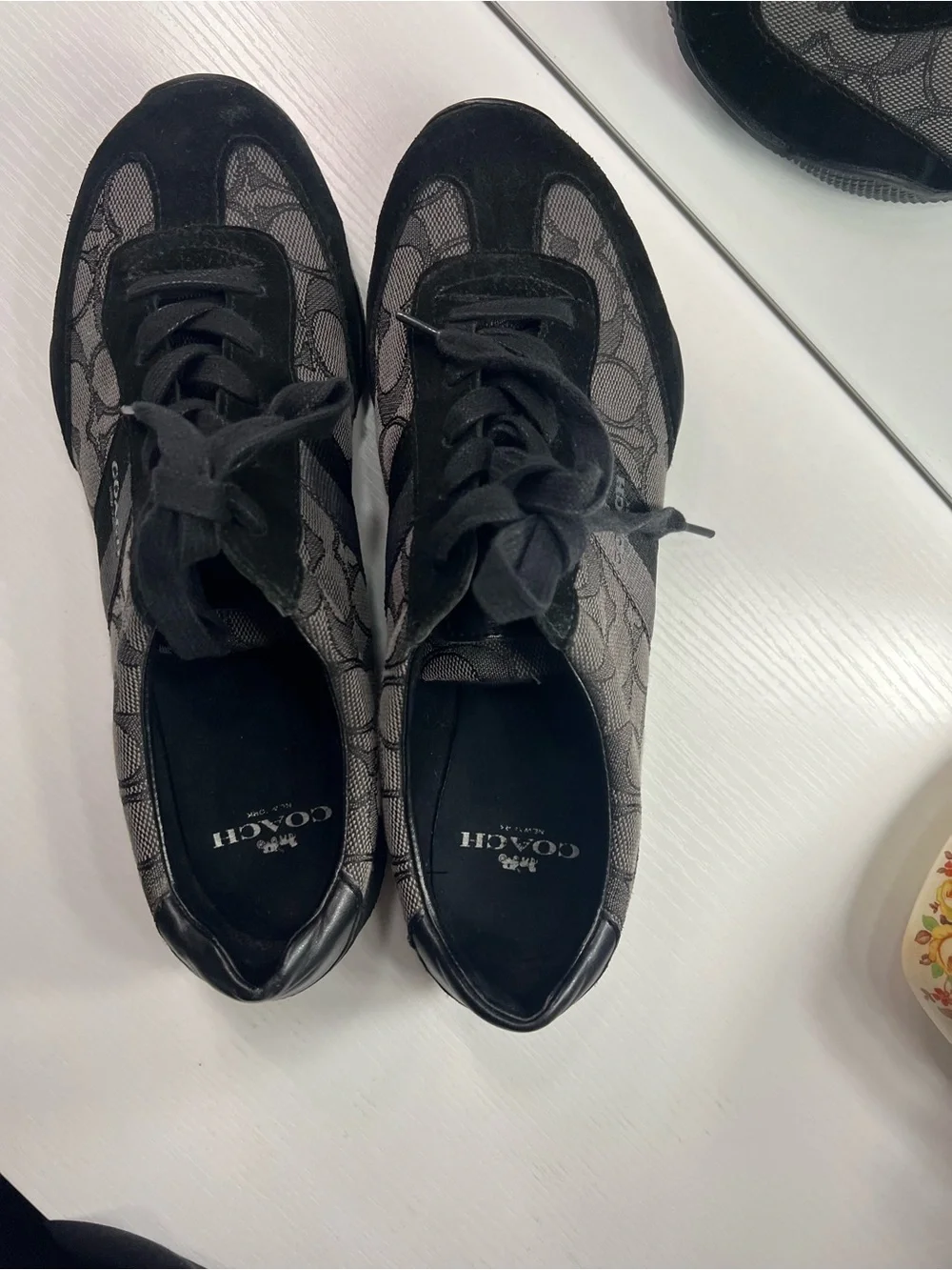 SOLD Coach Gray and Black Signature Logo Lace-aUp Sneakers Size 8